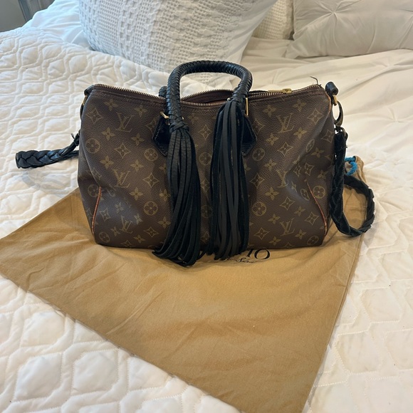 Vintage Boho Louis Vuitton crossbody - Picture 3 of 5